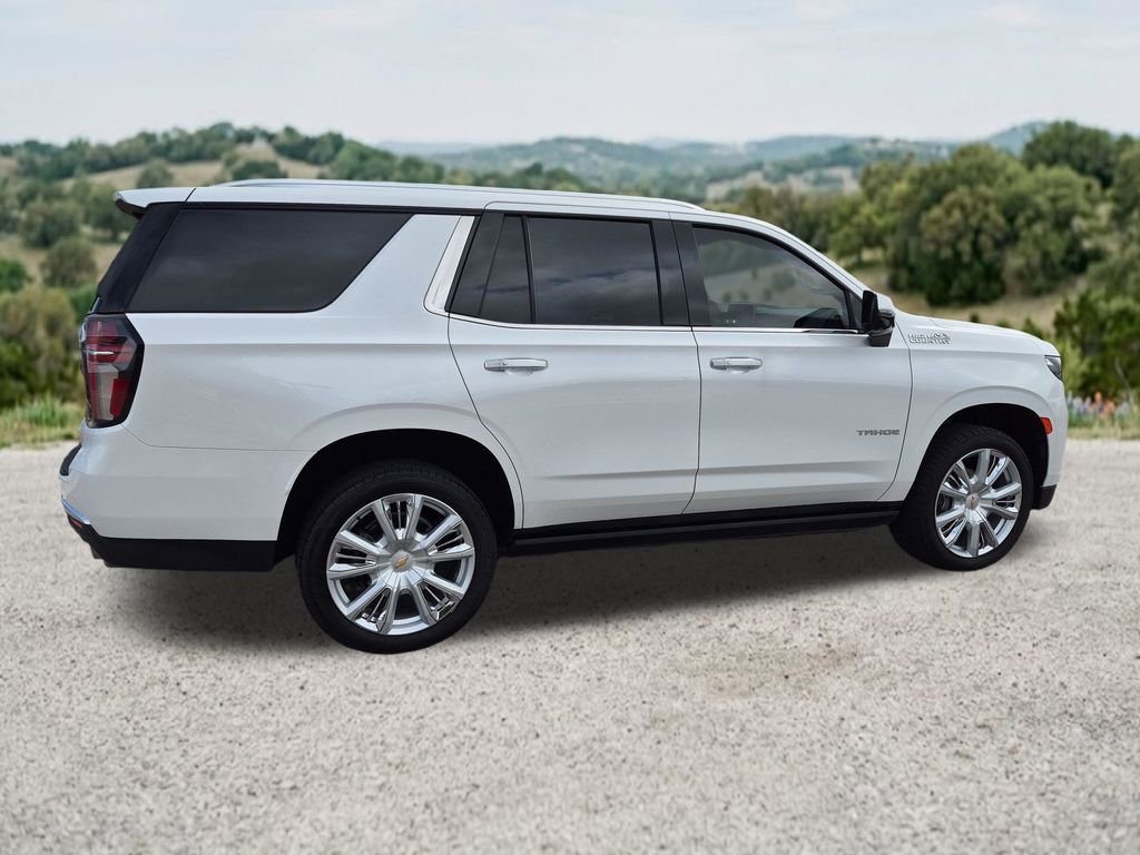 Used 2024 Chevrolet Tahoe High Country RWD image 11