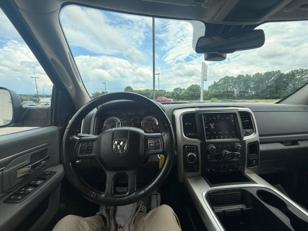 Used 2019 RAM 1500 Classic Warlock AWD/4WD image 15