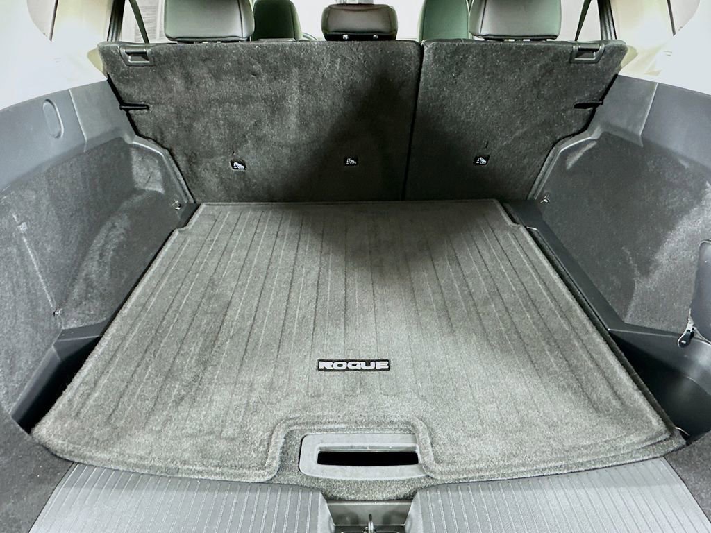 Certified 2023 Nissan Rogue SV w/ SV Premium B Package image 35