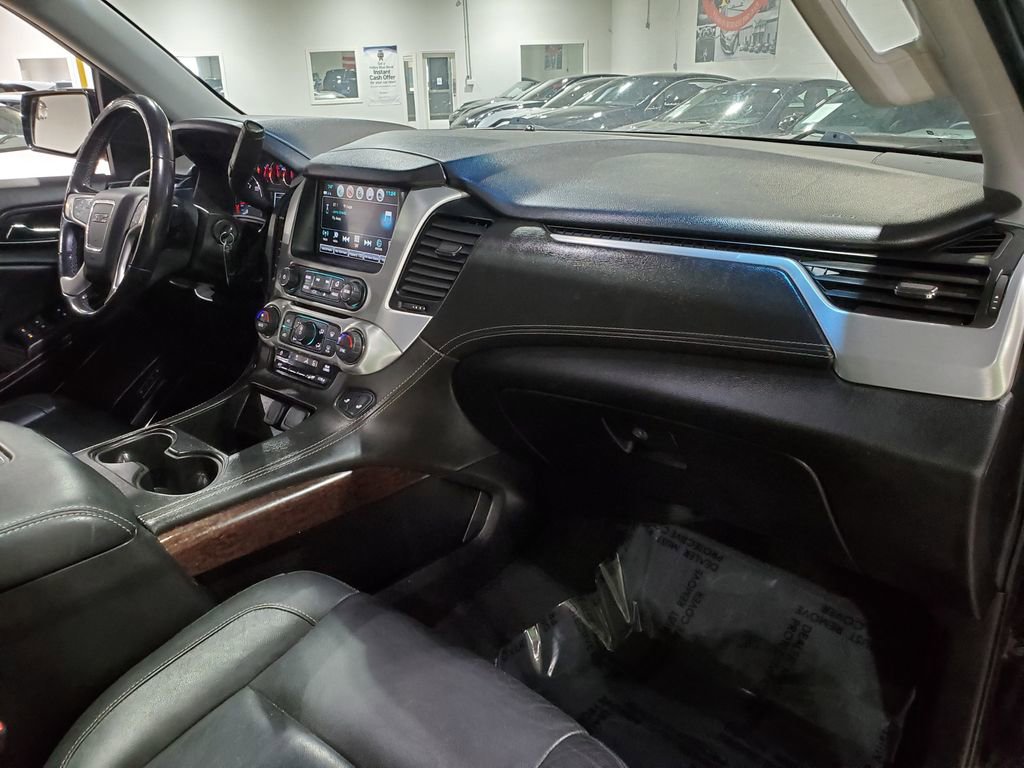 Used 2019 GMC Yukon XL SLT image 15