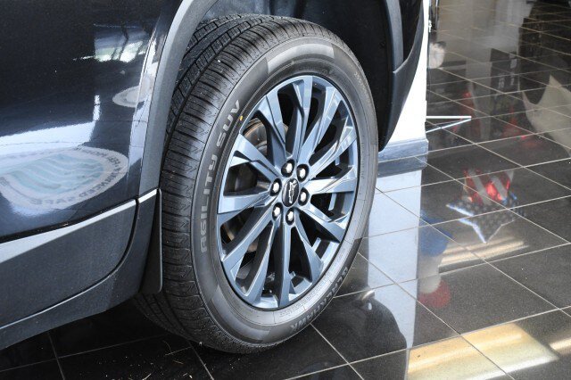 Used 2023 Chevrolet Traverse RS AWD/4WD image 43