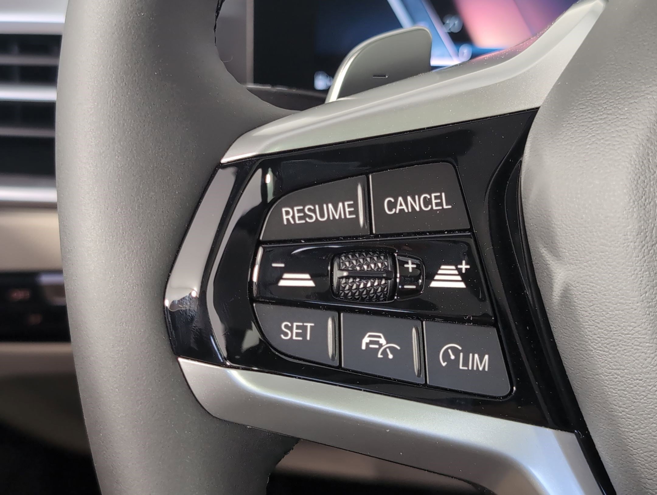 Used 2026 BMW 330i Sedan w/ Premium Package image 14