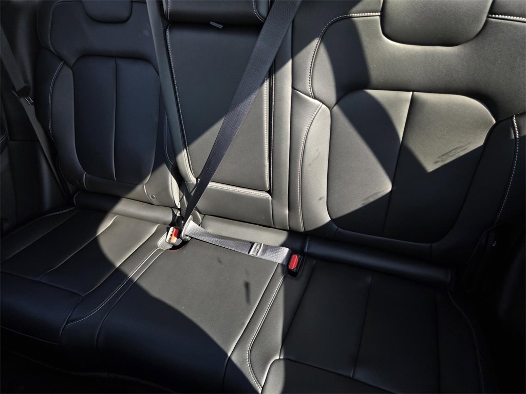 New 2025 Jeep Grand Cherokee Limited image 14