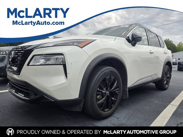 Used 2023 Nissan Rogue SV w/ SV Premium B Package FWD image 1