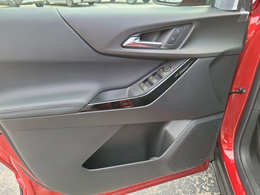 New 2026 Chevrolet Equinox LT image 17