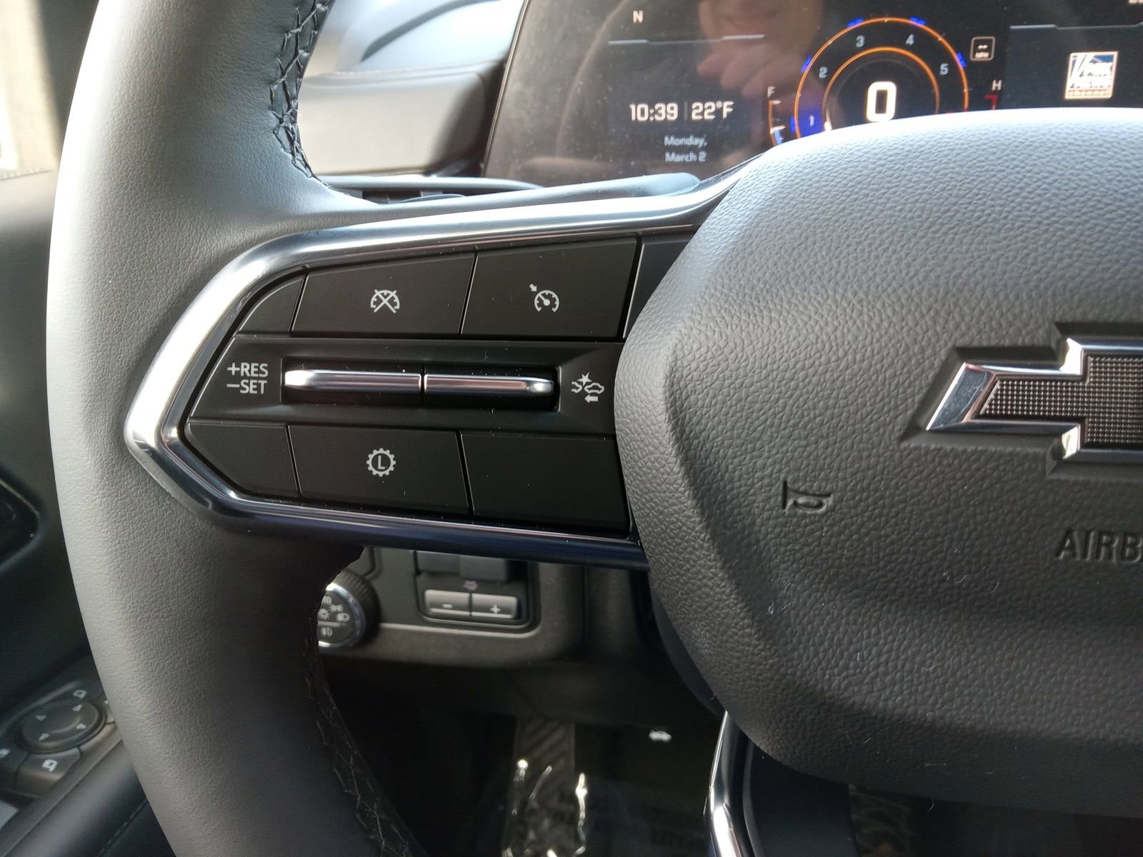 Used 2025 Chevrolet Tahoe Z71 w/ Z71 Off-Road Package image 23