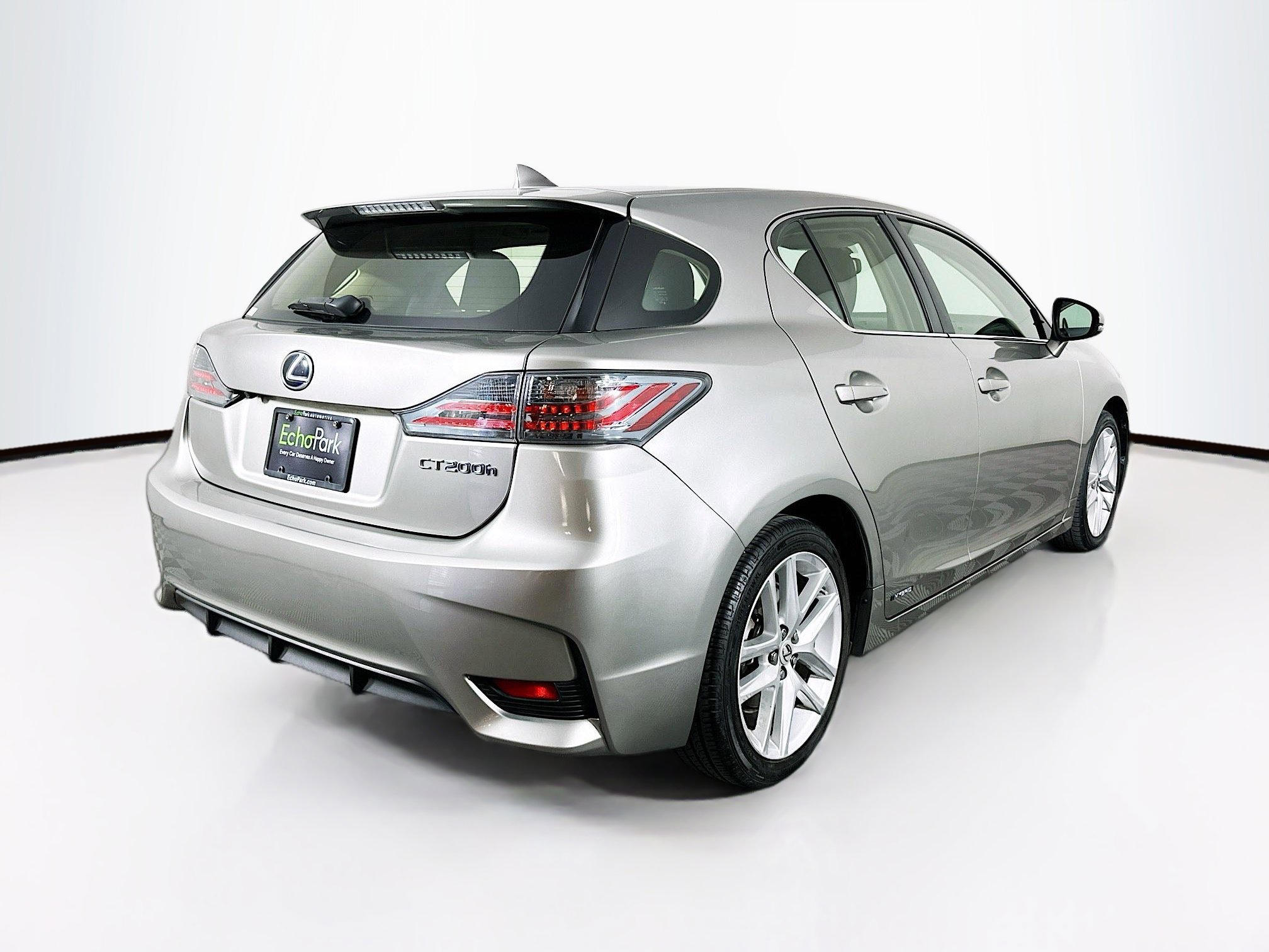 Used 2017 Lexus CT 200h w/ Seat Comfort Package FWD image 9