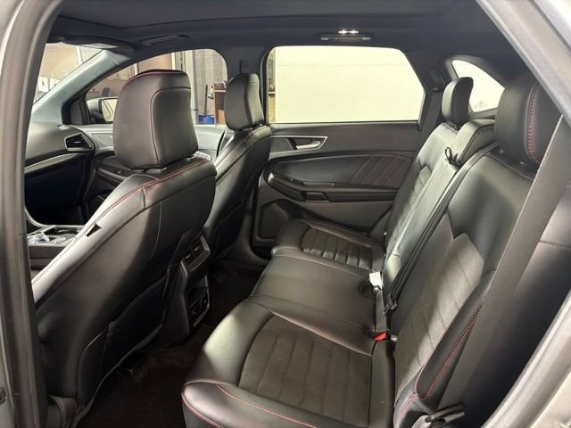 Used 2024 Ford Edge ST-Line AWD/4WD image 29