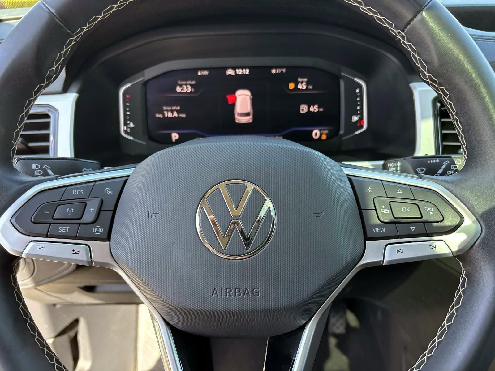 Used 2023 Volkswagen Atlas SE w/ Panoramic Sunroof Package image 16