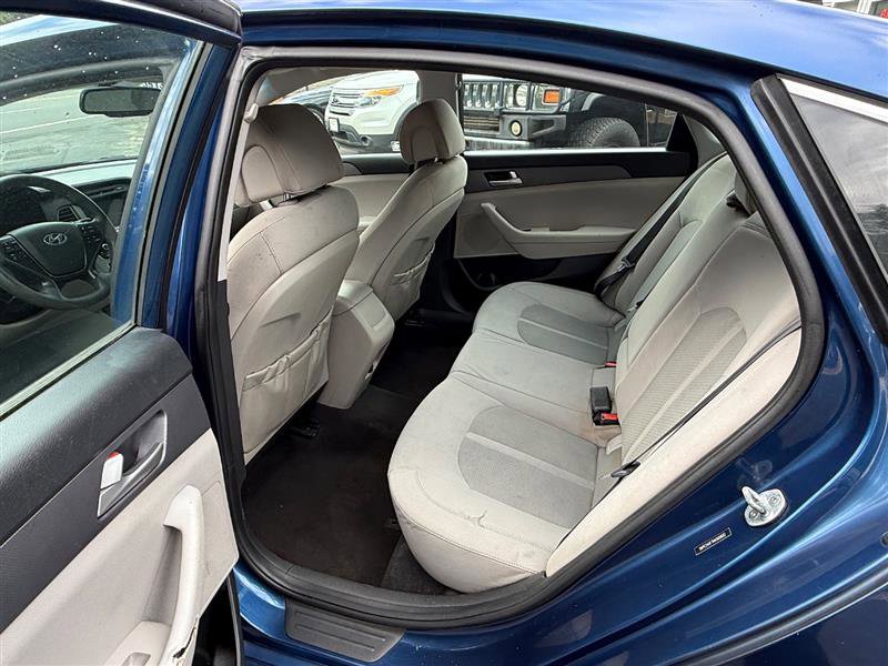 Used 2017 Hyundai Sonata SE image 12