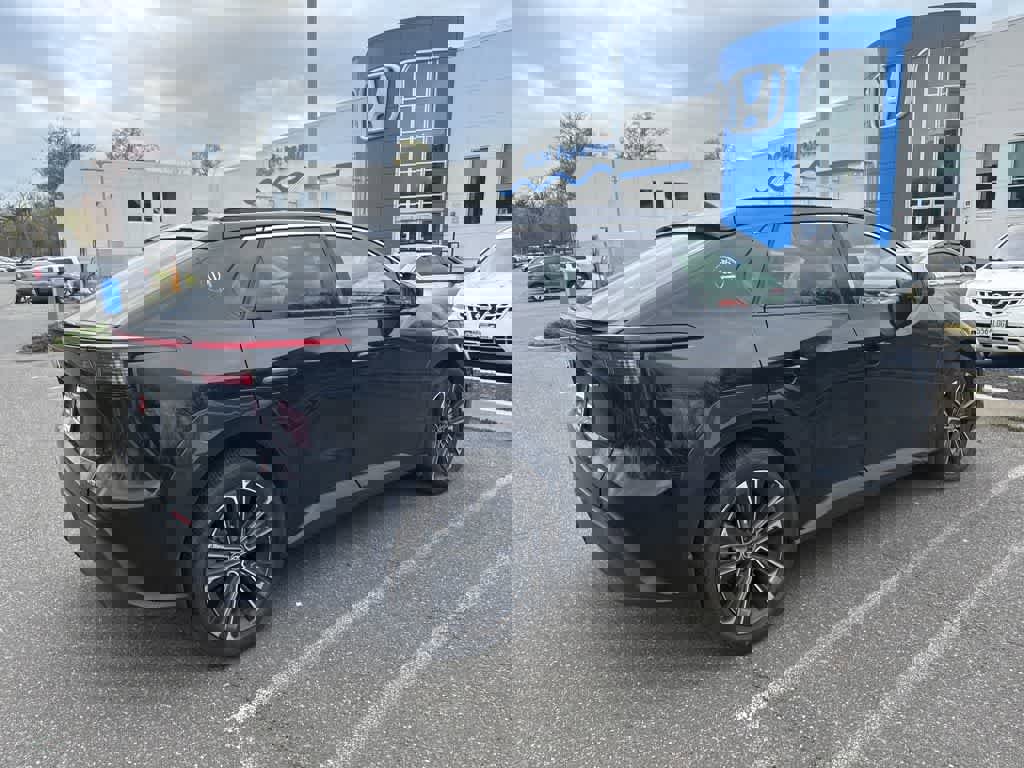 Used 2023 Toyota bZ4X Limited image 14