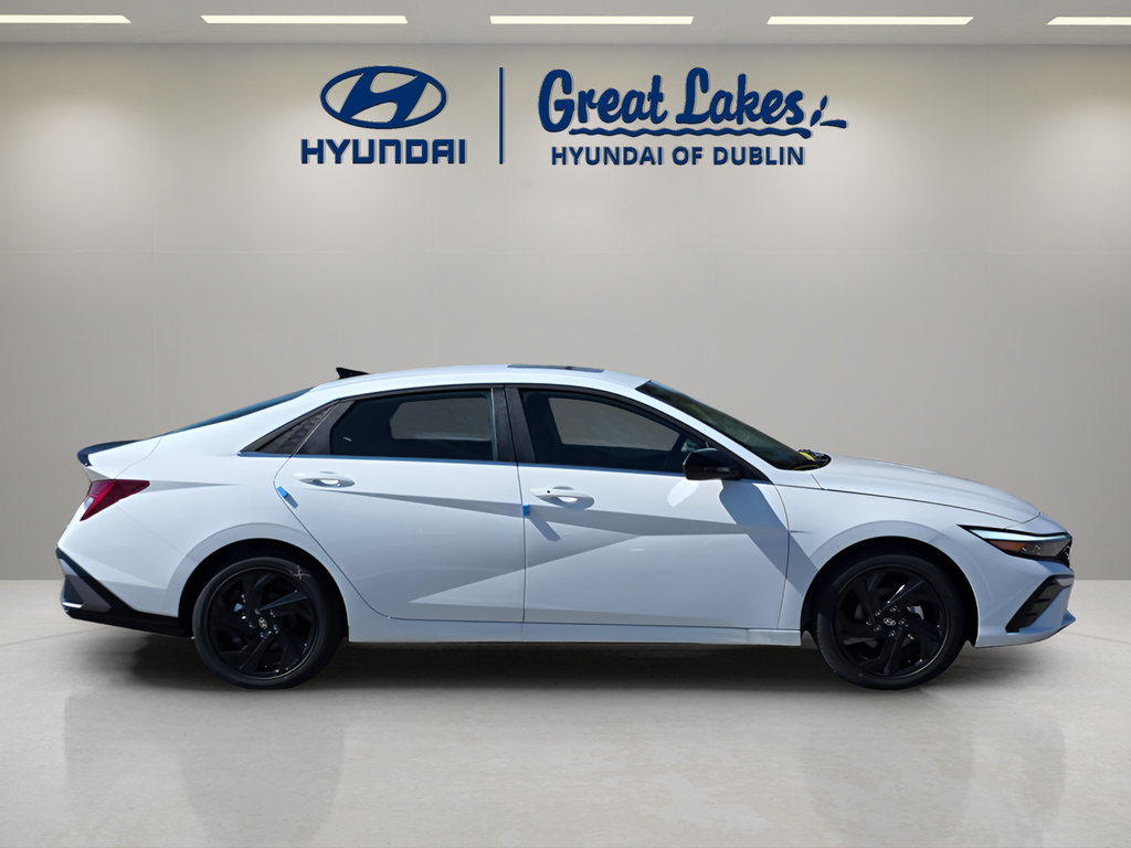 New 2026 Hyundai Elantra SEL Sport Premium FWD image 7