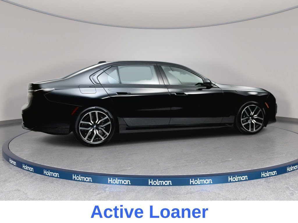 Used 2025 BMW i7 xDrive60 AWD/4WD image 10
