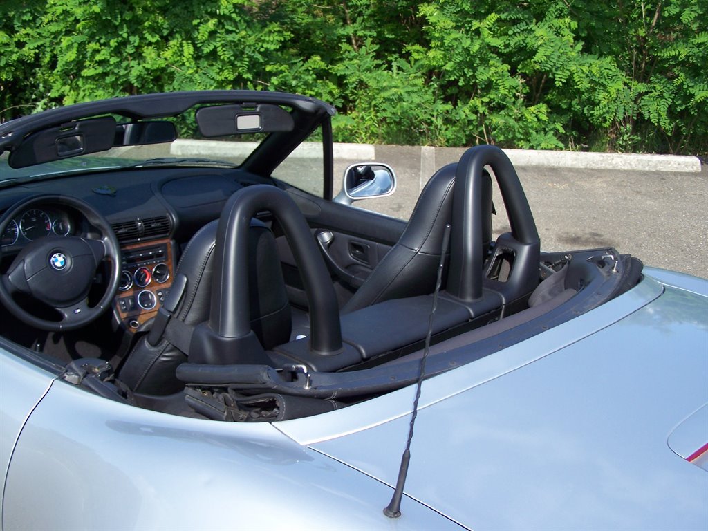 Used 2000 BMW Z3 2.5i RWD image 26