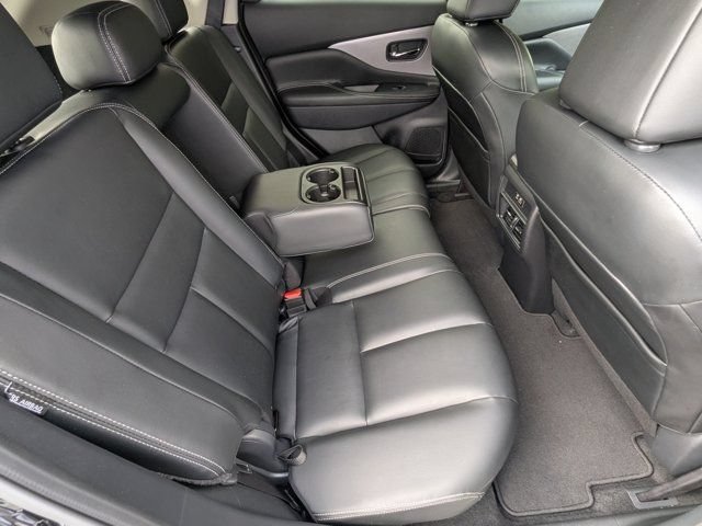 Used 2024 Nissan Murano SV w/ SV Midnight Edition Package FWD image 14