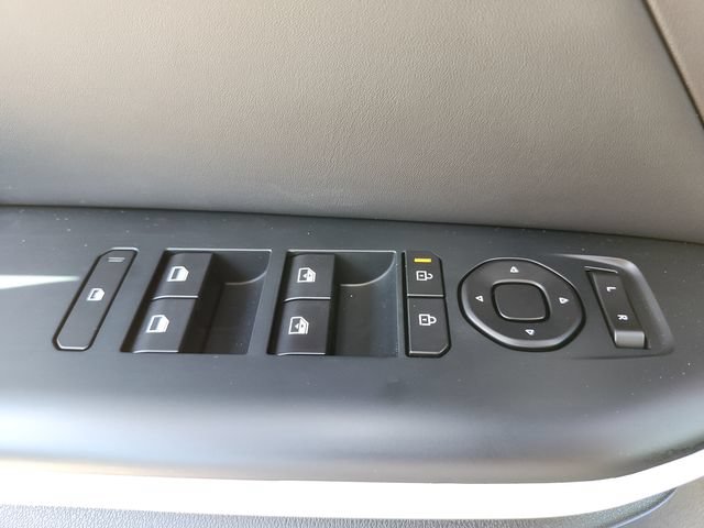 New 2026 Kia K4 GT-Line w/ GT-Line Premium Package FWD image 25