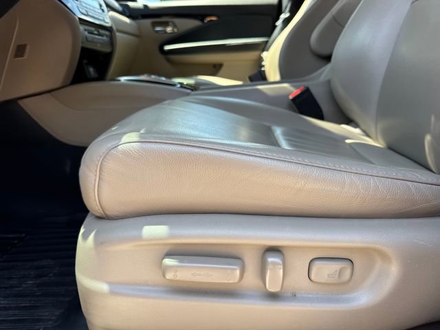 Used 2022 Honda Pilot Touring image 15