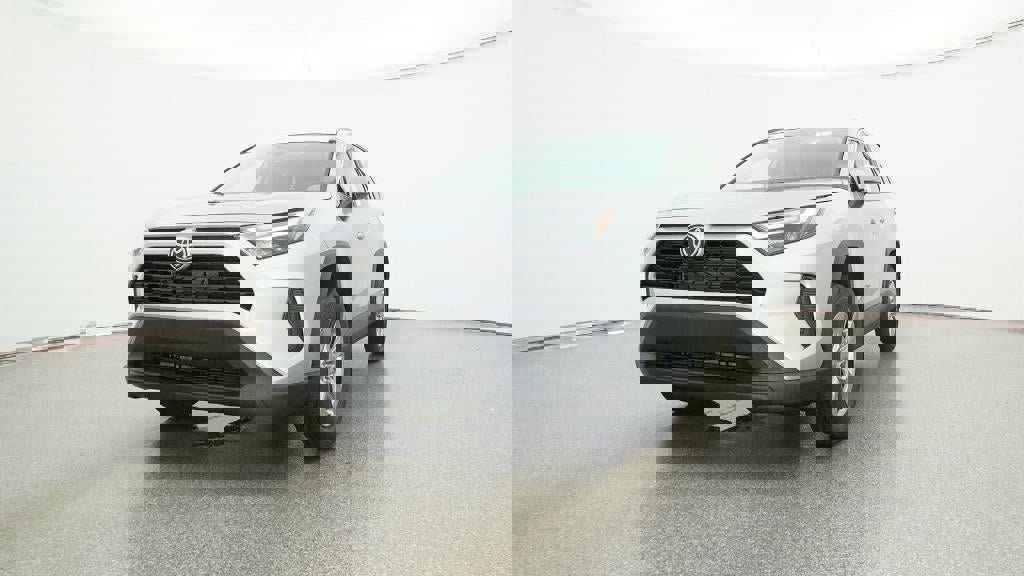New 2025 Toyota RAV4 XLE image 32
