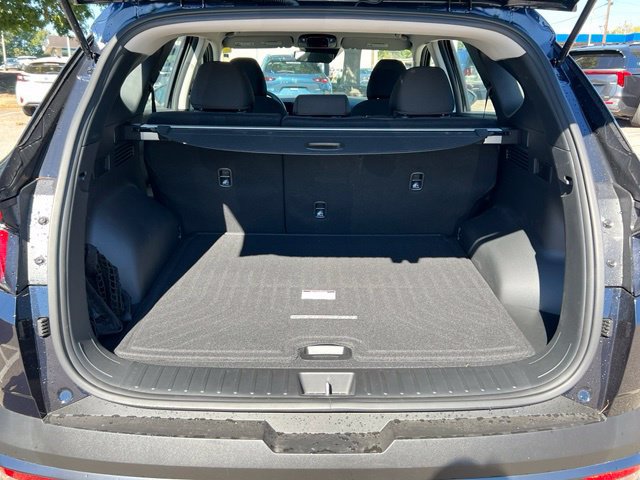Used 2026 Hyundai Tucson Blue SE AWD/4WD image 16