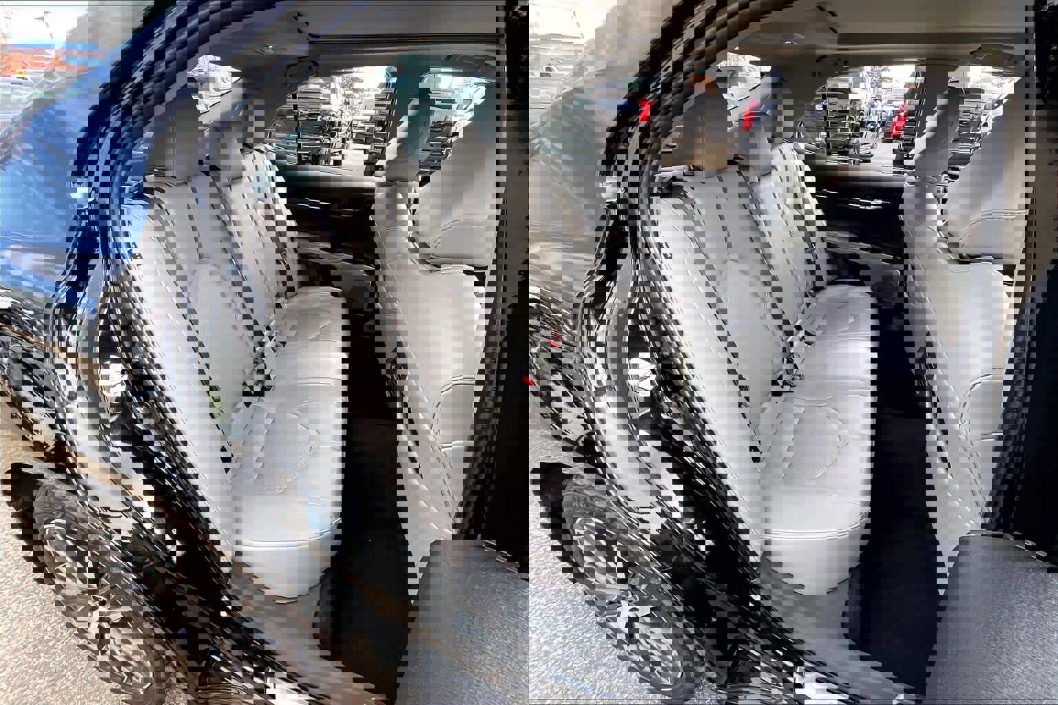 Used 2024 Toyota Camry XLE w/ Navigation Package image 20