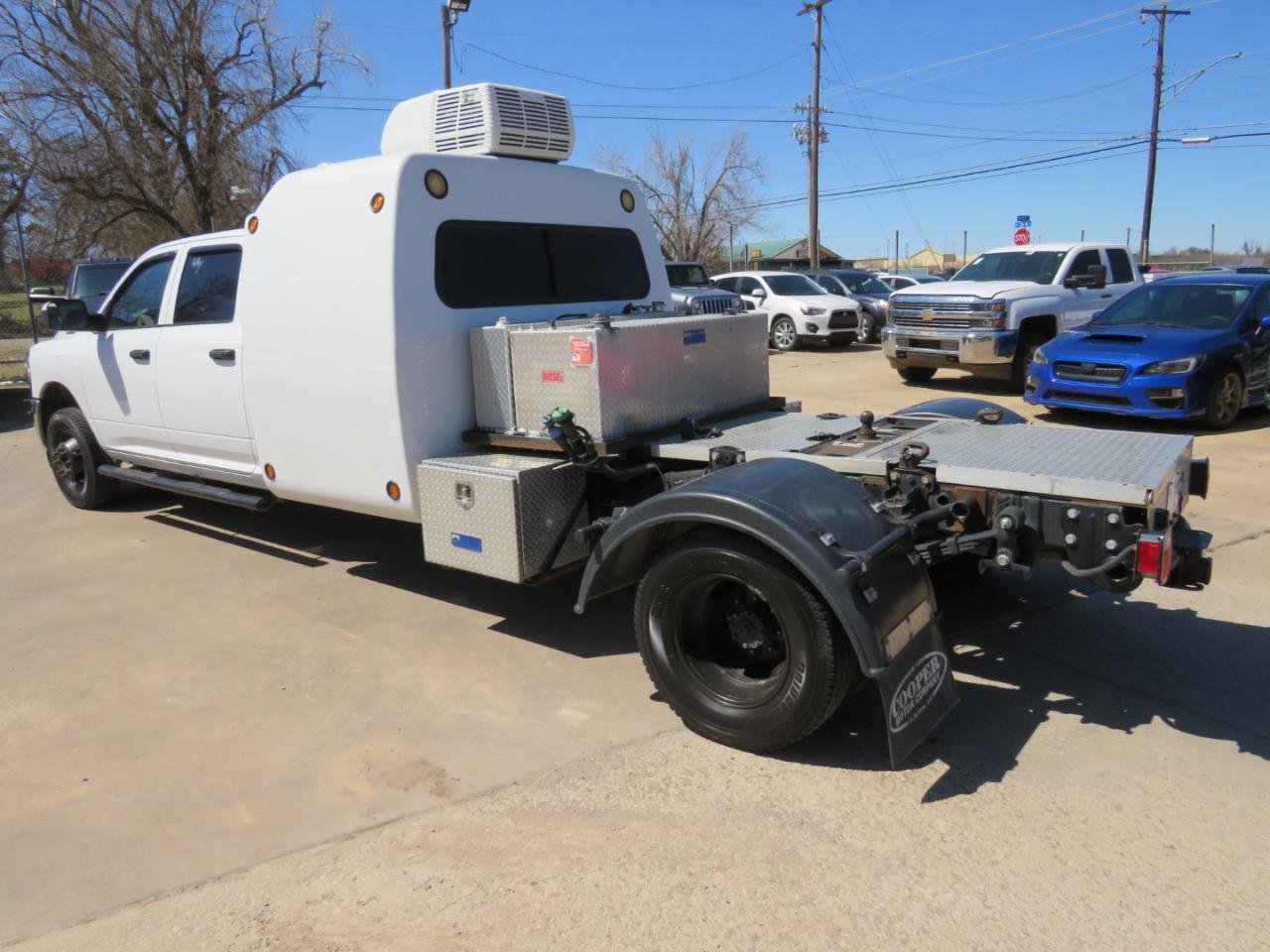 Used 2019 RAM 3500 Tradesman w/ Chrome Appearance Group AWD/4WD image 7