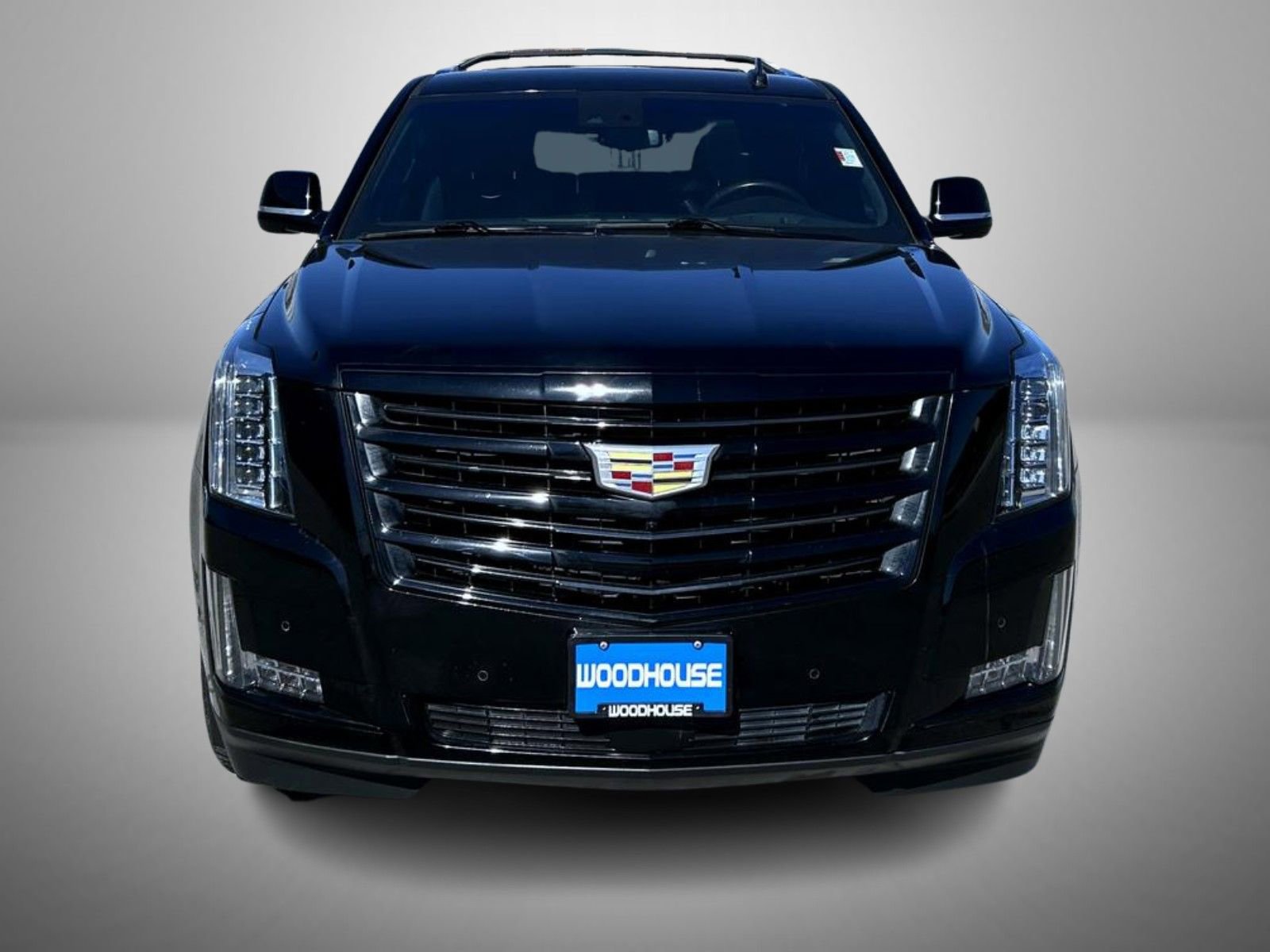 Used 2019 Cadillac Escalade Platinum w/ Escalade Sport Edition image 2