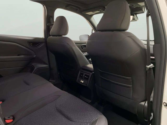 Used 2025 Subaru Forester Premium AWD/4WD image 28
