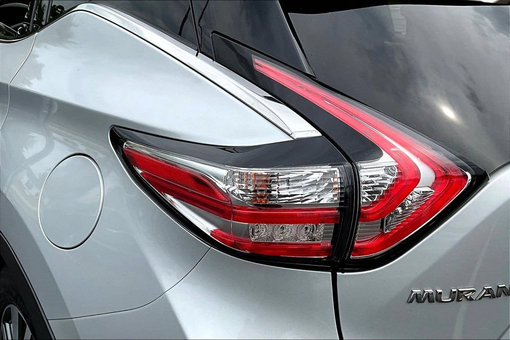 Used 2015 Nissan Murano Platinum w/ Platinum Technology Package AWD/4WD image 23