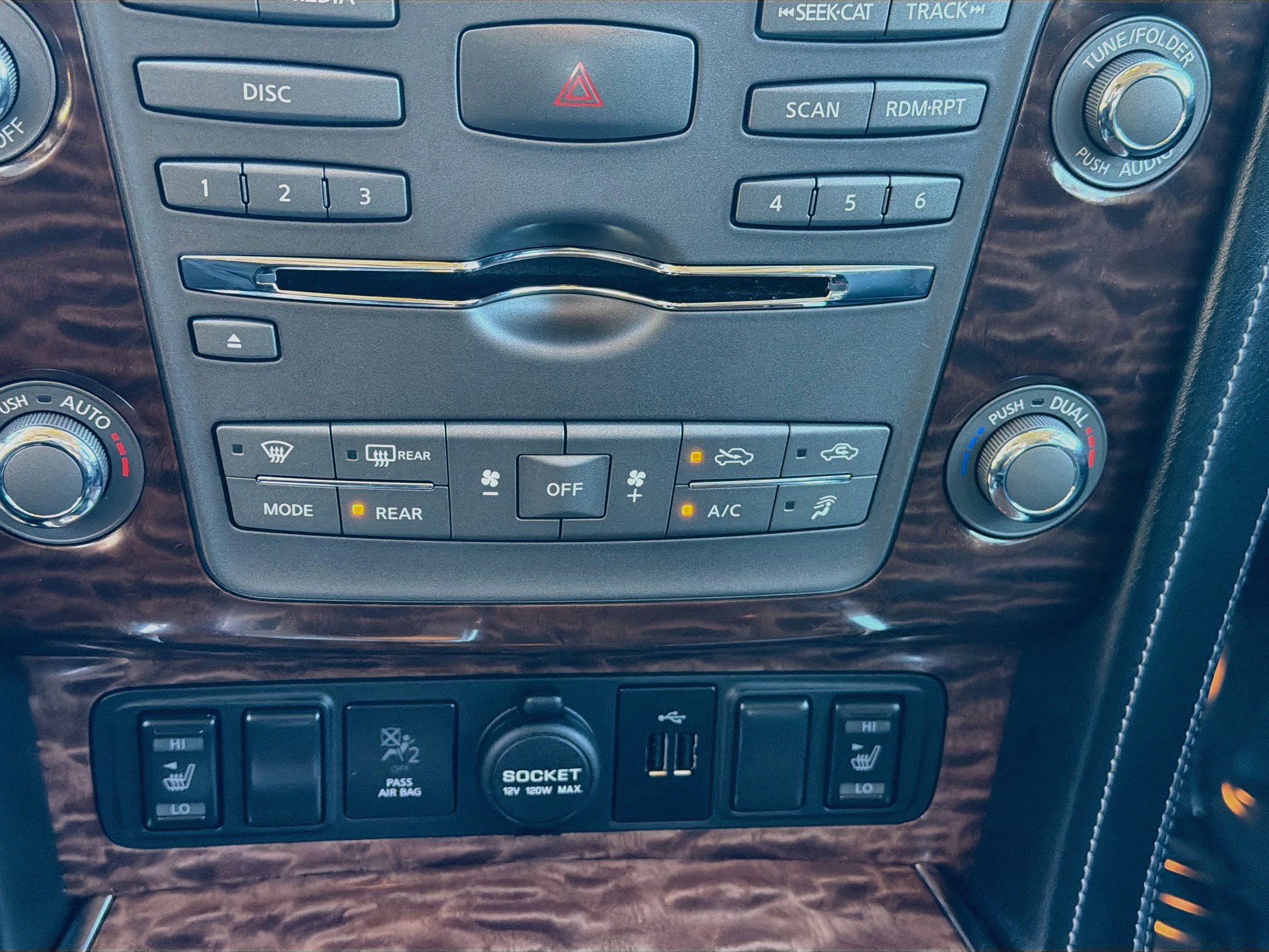 Used 2018 Nissan Armada SL w/ Moonroof Package AWD/4WD image 23