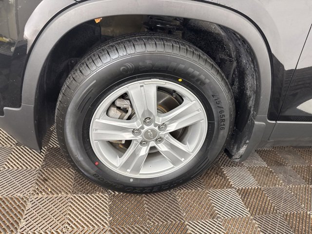 Used 2019 Chevrolet Trax LS w/ Tint and Cruise Package image 26