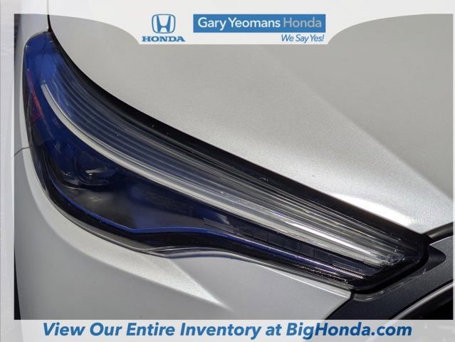 Used 2022 Toyota Corolla Cross XLE image 12