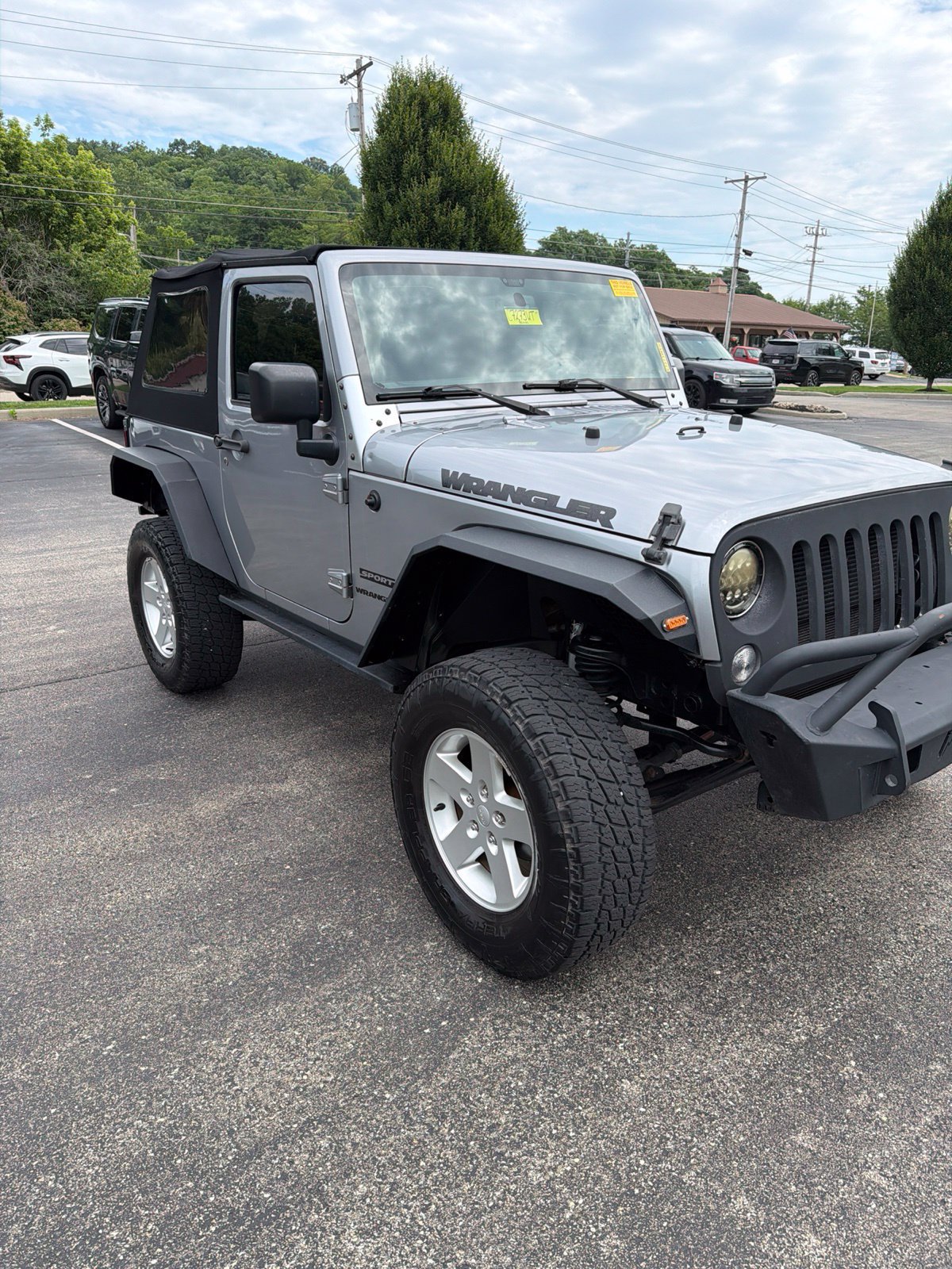 Used 2017 Jeep Wrangler Sport w/ Quick Order Package 24S AWD/4WD image 7