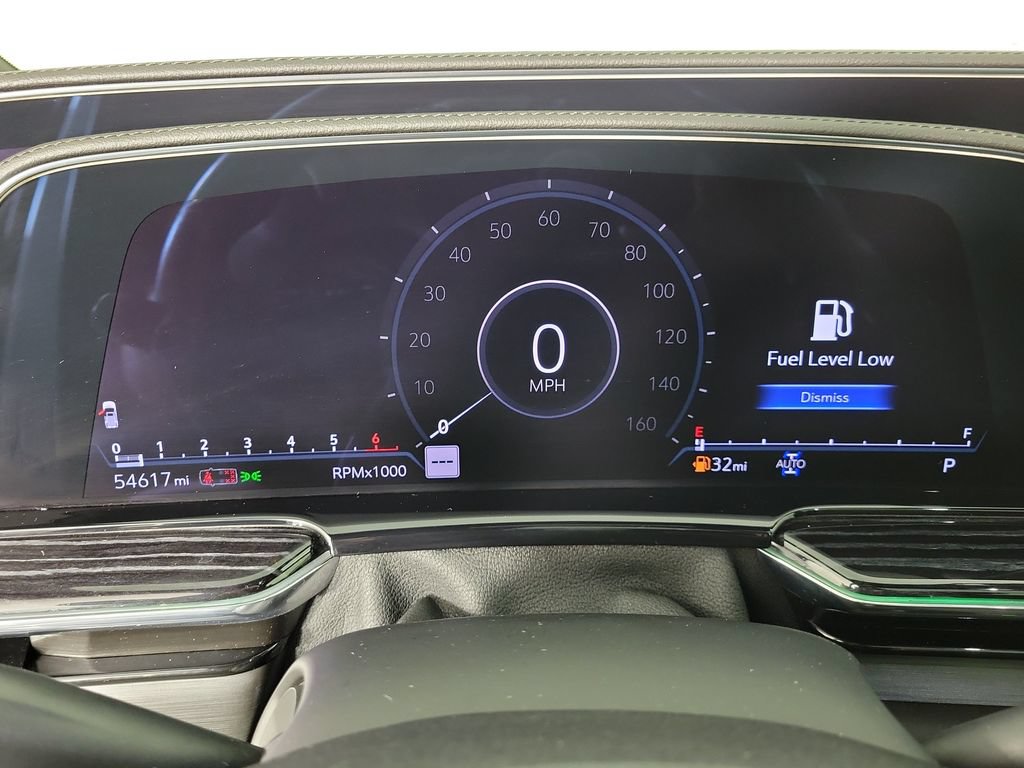 Certified 2022 Cadillac Escalade Sport AWD/4WD image 26