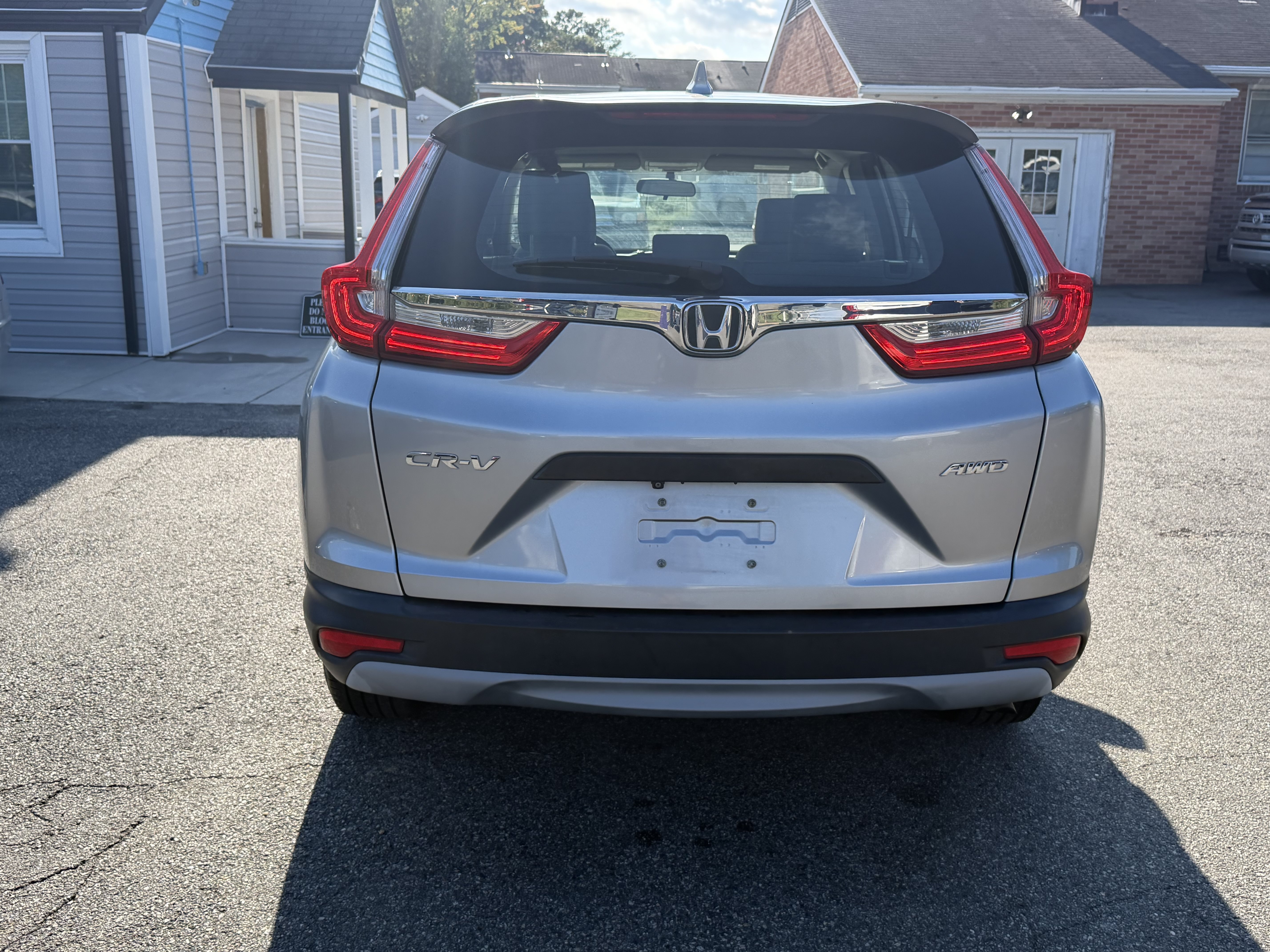 Used 2018 Honda CR-V LX image 7