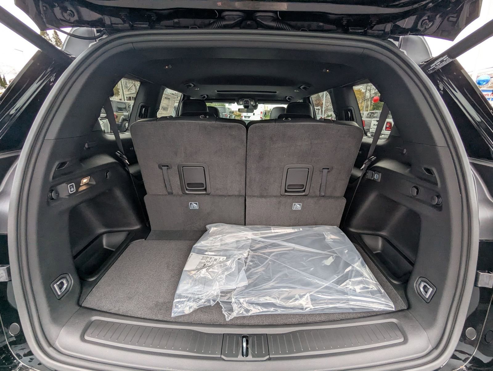 New 2025 Jeep Grand Cherokee L Altitude image 21