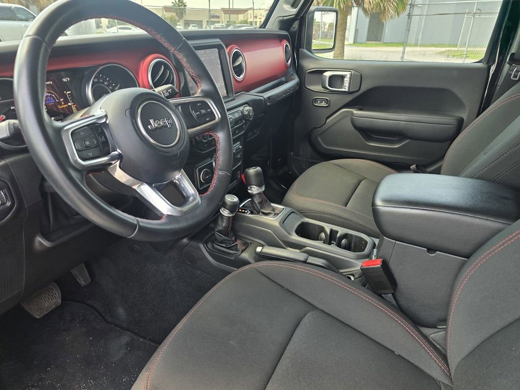 Used 2022 Jeep Wrangler Unlimited Rubicon AWD/4WD image 20