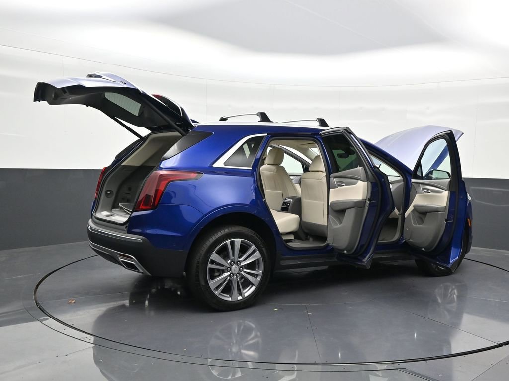 Used 2024 Cadillac XT5 Premium Luxury w/ Technology Package AWD/4WD image 37