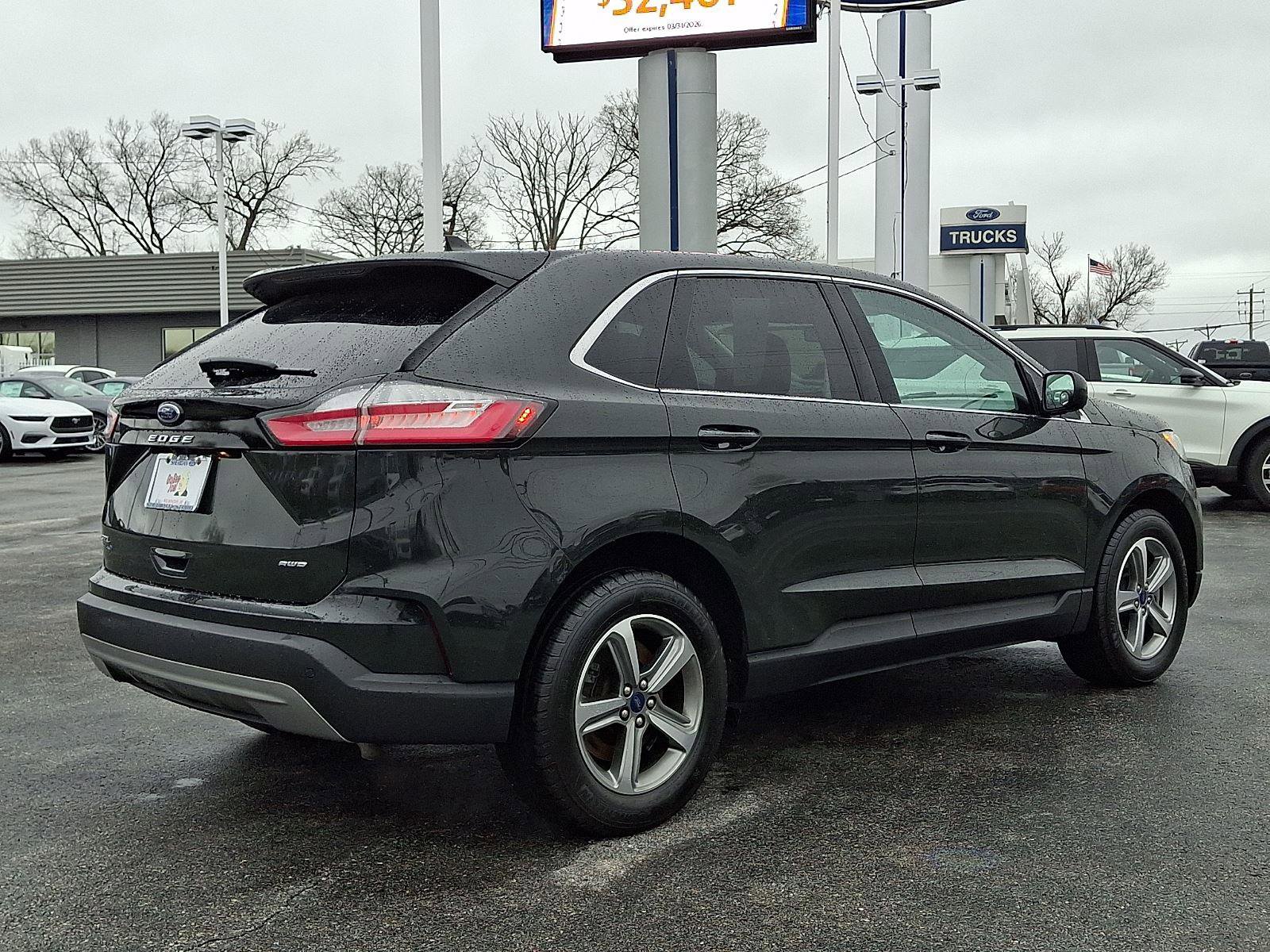Certified 2022 Ford Edge SEL w/ Convenience Package AWD/4WD image 6