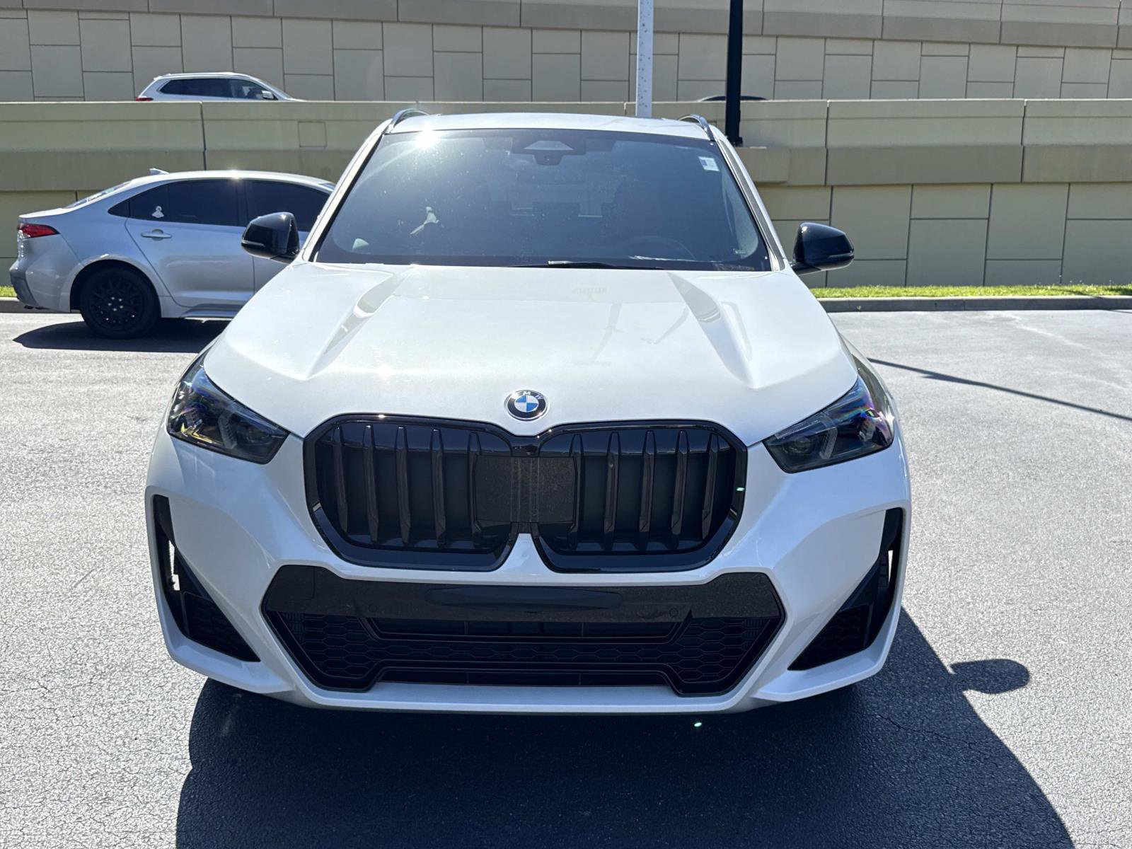 Used 2025 BMW X1 xDrive28i w/ M Sport Package AWD/4WD image 8
