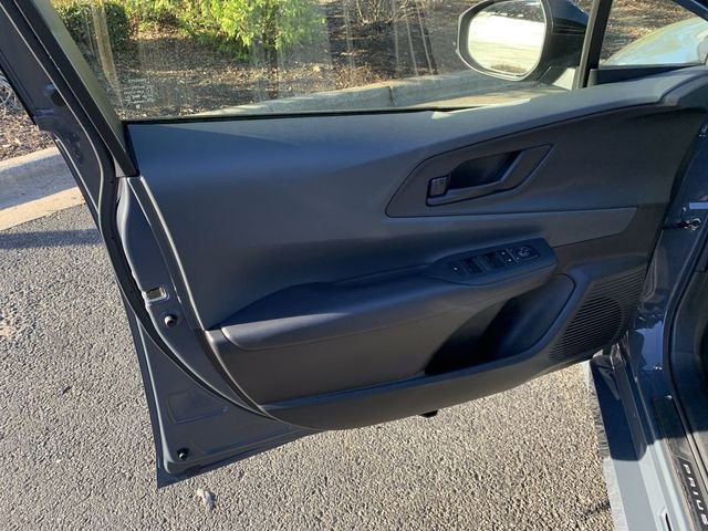 Used 2023 Toyota Prius LE image 17