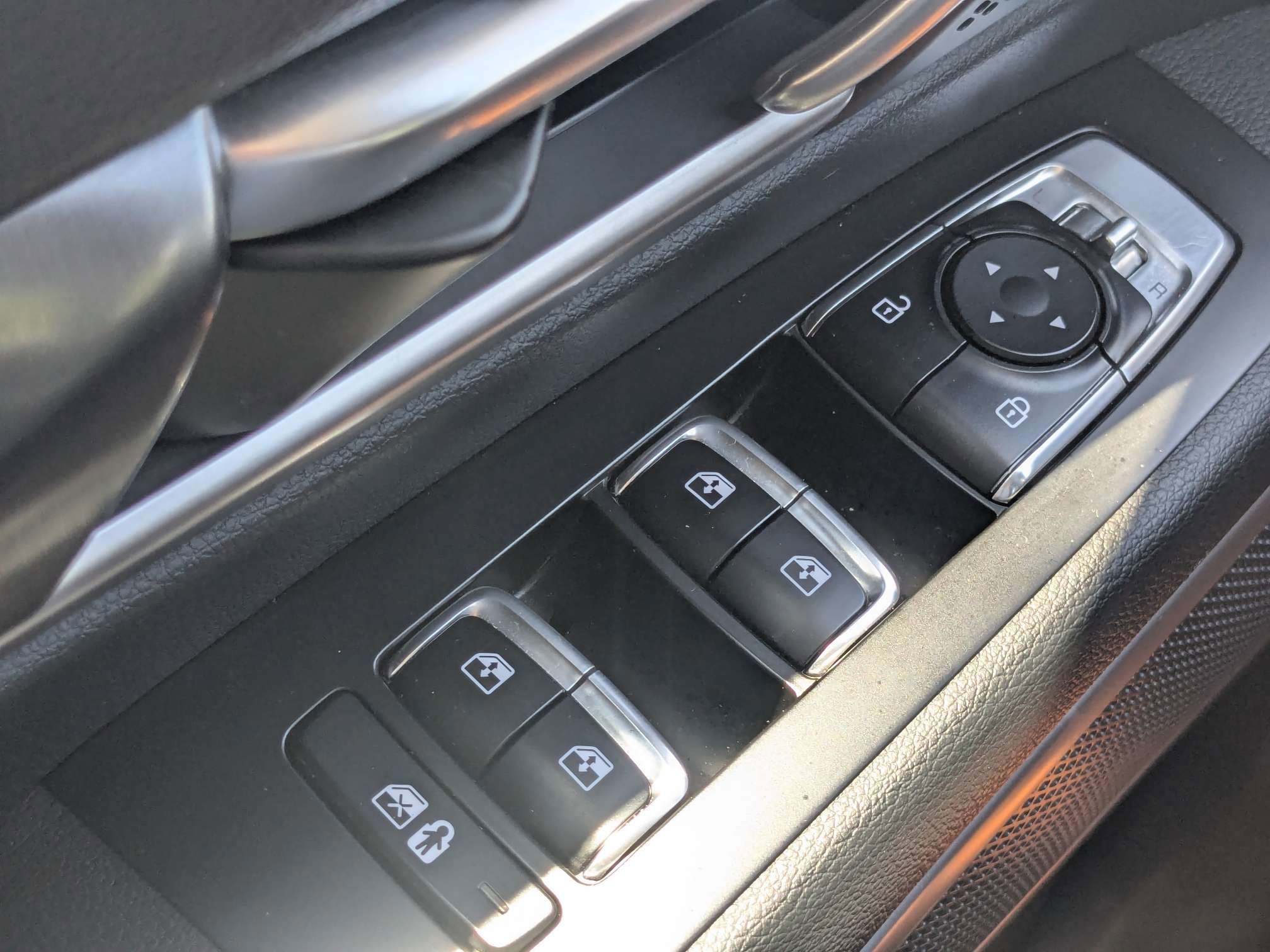 Certified 2025 Kia Telluride S AWD/4WD image 32