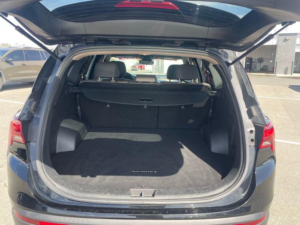 Used 2021 Hyundai Santa Fe SE w/ Cargo Package image 7
