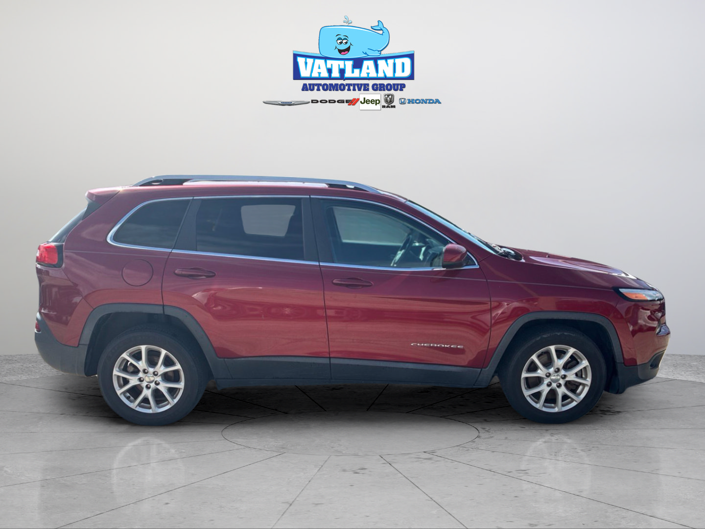 Certified 2017 Jeep Cherokee Latitude w/ Comfort/Convenience Group FWD image 18