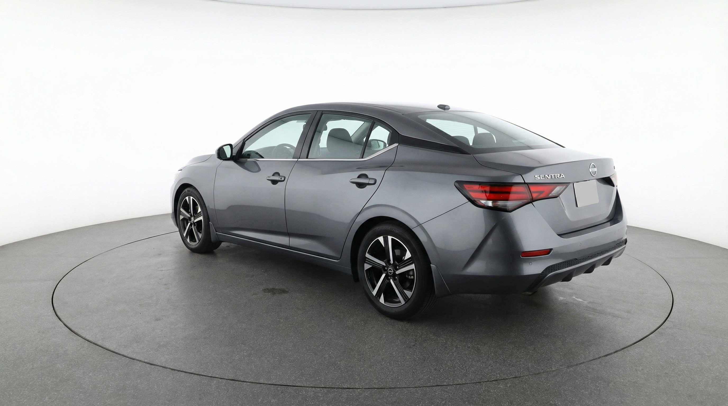 Used 2025 Nissan Sentra SV image 6