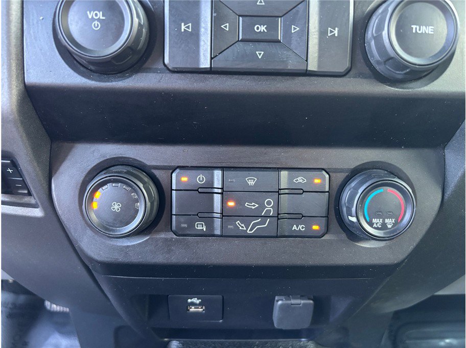 Used 2021 Ford F250 XL w/ Power Equipment Group image 26