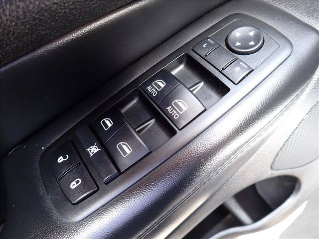 Used 2015 Jeep Grand Cherokee Altitude AWD/4WD image 14