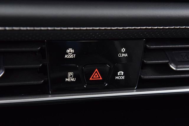 New 2026 Volkswagen Atlas SEL Premium R-Line image 15