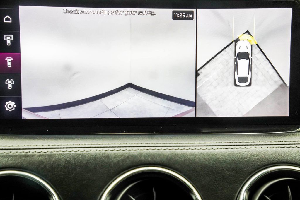 Used 2023 Kia Stinger GT2 image 32