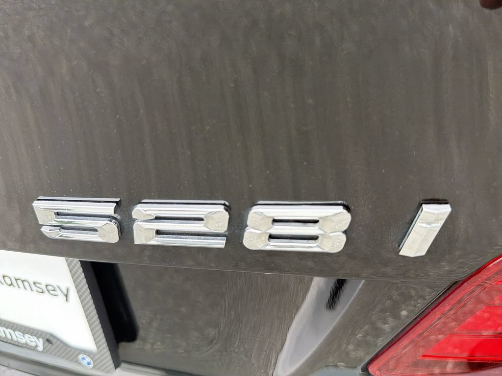Used 2016 BMW 528i xDrive Sedan AWD/4WD image 15