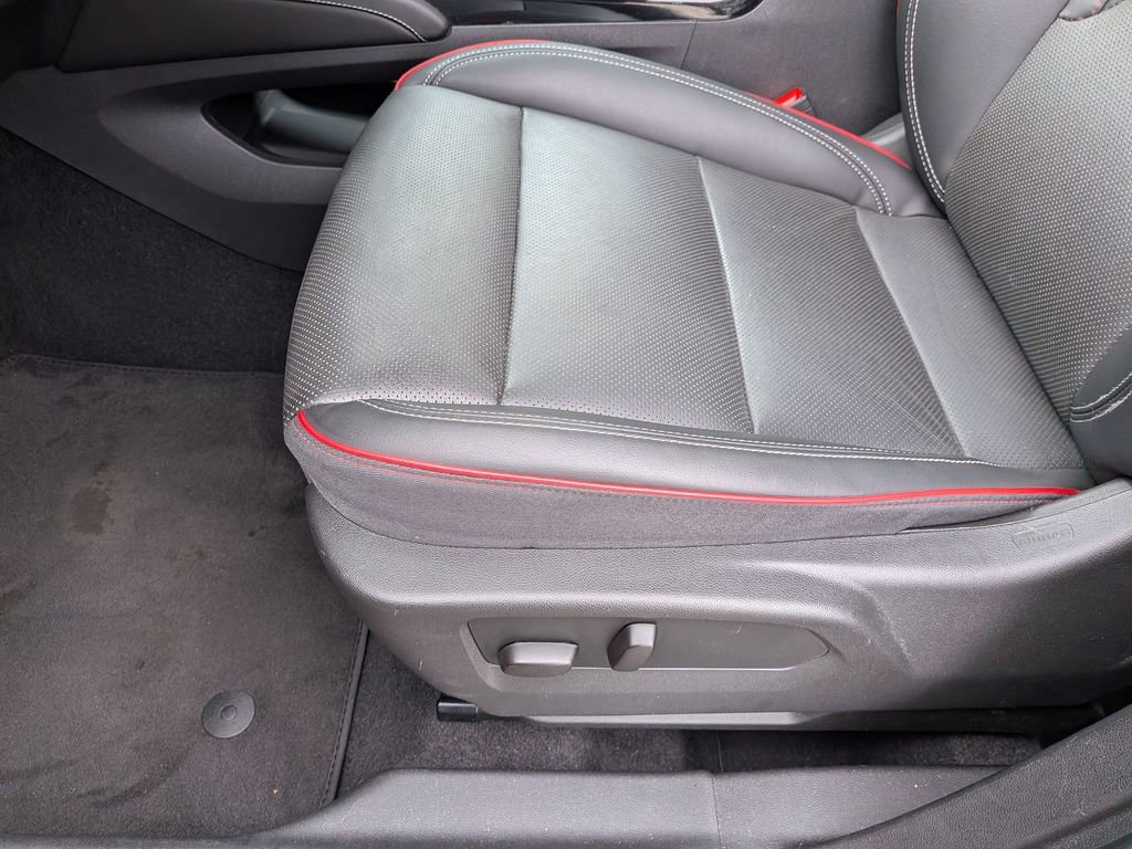 Certified 2023 Buick Envision Essence w/ Sport Touring Package FWD image 12